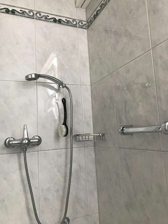 Ferienwohnung Mit Seesicht Brunnen Kültér fotó